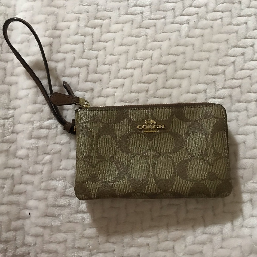 Coach 2 Compartment Wristlet - Picture 2 of 5